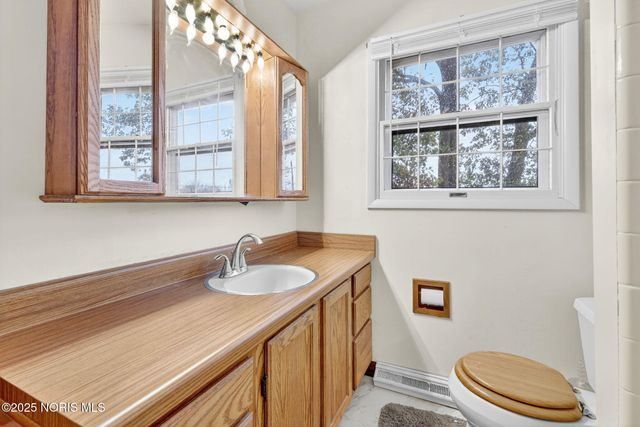 320 Southwood Drive, Perrysburg, OH 43551