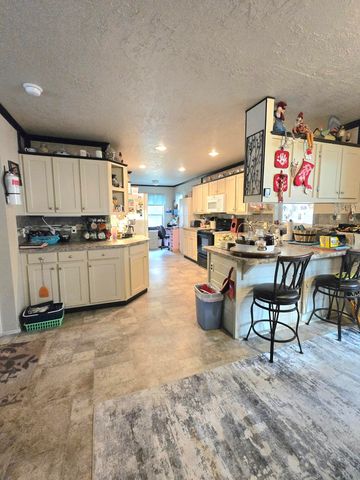 1325 Cheryl Drive, La Pine, OR 97739
