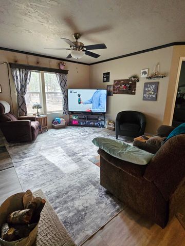 1325 Cheryl Drive, La Pine, OR 97739