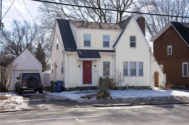 652 Main Avenue, Warwick, RI 02886