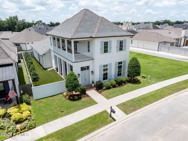107 Everett Ridge, Lafayette, LA 70508