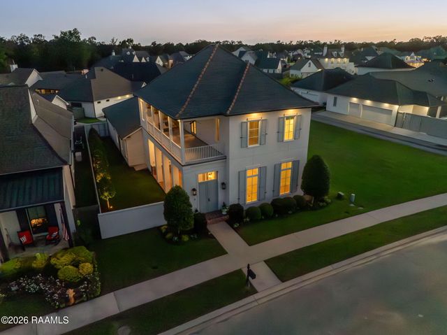 107 Everett Ridge, Lafayette, LA 70508