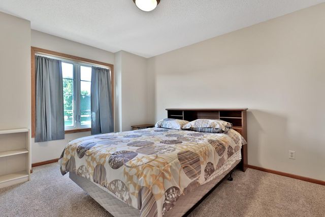 19710 Hunters Ridge, Corcoran, MN 55374
