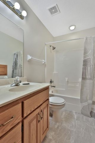 19710 Hunters Ridge, Corcoran, MN 55374