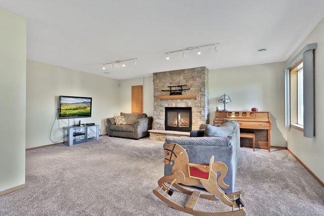 19710 Hunters Ridge, Corcoran, MN 55374