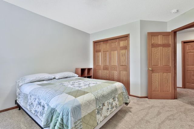 19710 Hunters Ridge, Corcoran, MN 55374