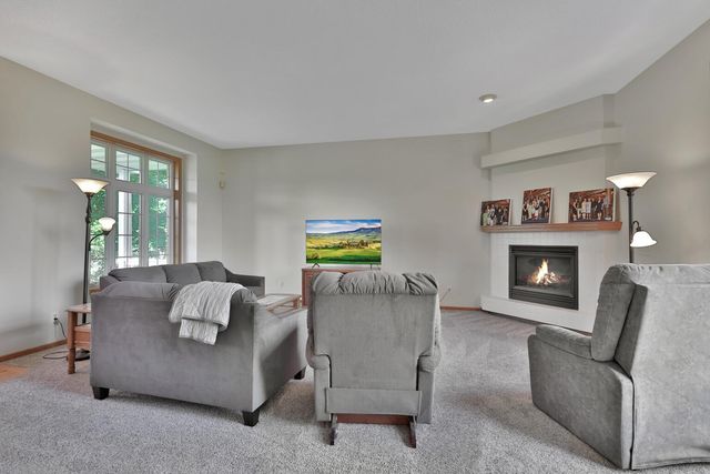 19710 Hunters Ridge, Corcoran, MN 55374