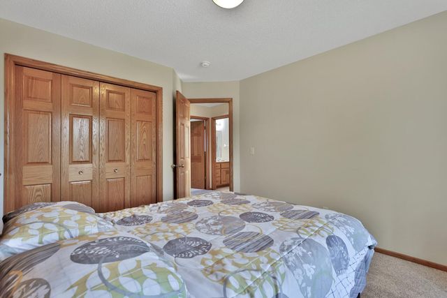 19710 Hunters Ridge, Corcoran, MN 55374