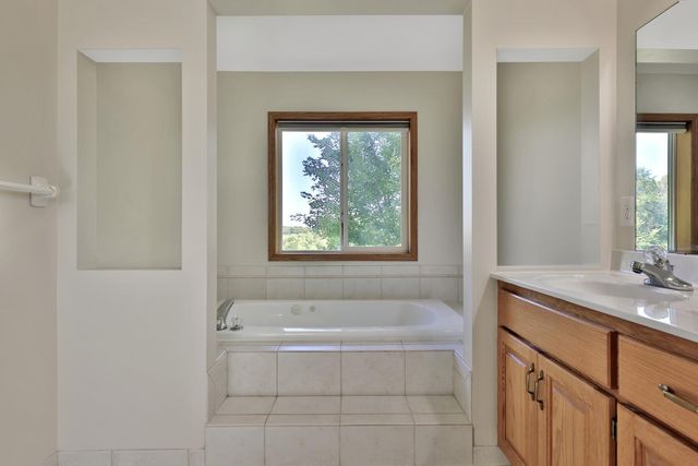 19710 Hunters Ridge, Corcoran, MN 55374