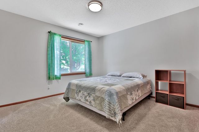 19710 Hunters Ridge, Corcoran, MN 55374