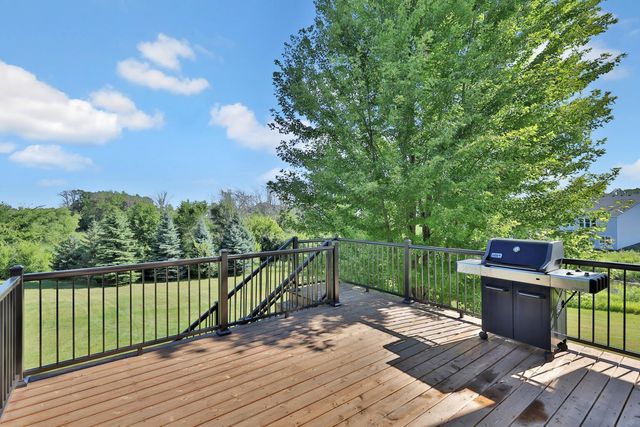 19710 Hunters Ridge, Corcoran, MN 55374