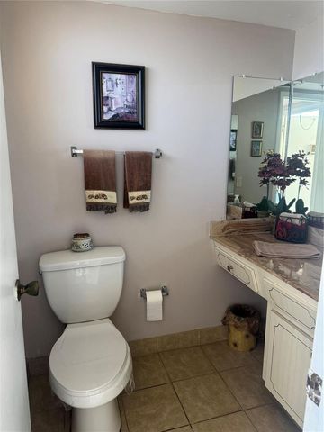3940 NW 42 Avenue 315, Lauderdale Lakes, FL 33319