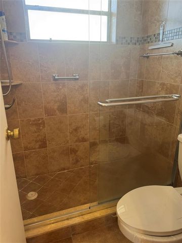 3940 NW 42 Avenue 315, Lauderdale Lakes, FL 33319