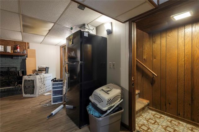 22 Locust Lane, Warrensburg, MO 64093