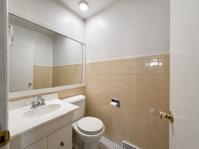 1638 Forest Road, La Grange Park, IL 60526