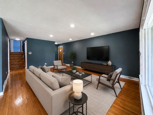 1638 Forest Road, La Grange Park, IL 60526