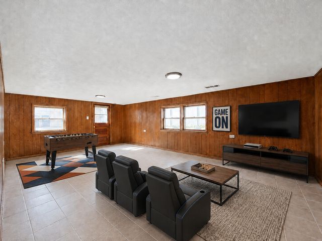 1638 Forest Road, La Grange Park, IL 60526