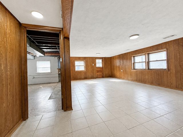 1638 Forest Road, La Grange Park, IL 60526