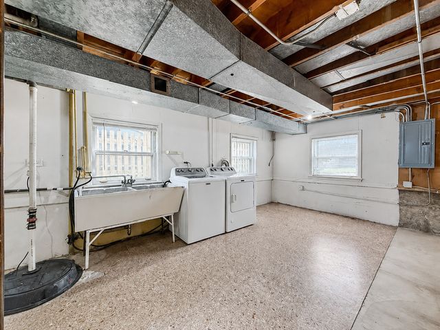 1638 Forest Road, La Grange Park, IL 60526