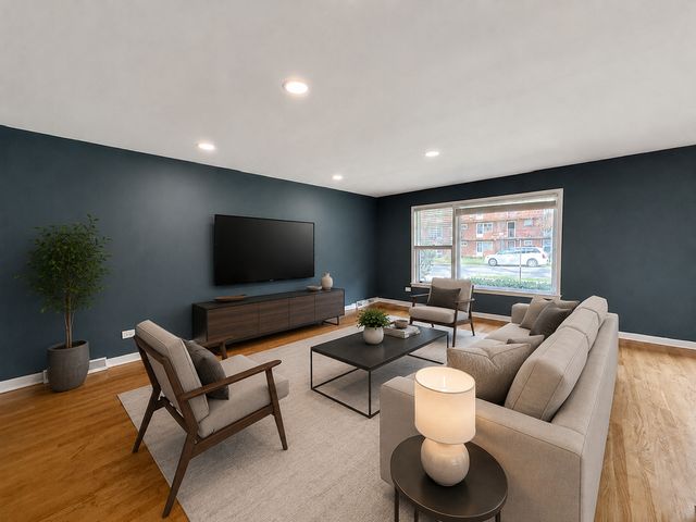 1638 Forest Road, La Grange Park, IL 60526