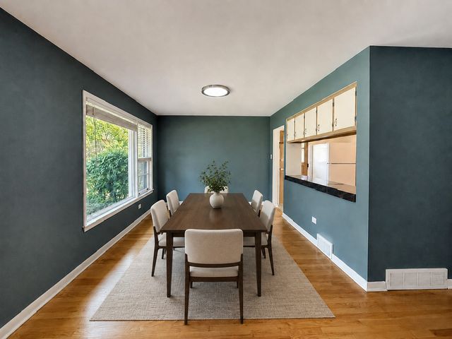 1638 Forest Road, La Grange Park, IL 60526