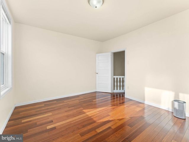 1521 W SHUNK ST, Philadelphia, PA 19145