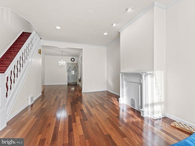 1521 W SHUNK ST, Philadelphia, PA 19145