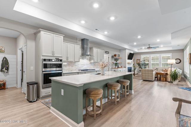 7342 Oakland Country Court, Winnabow, NC 28479