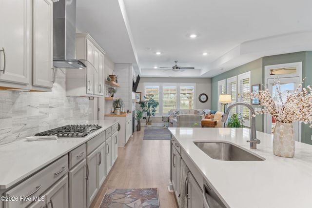 7342 Oakland Country Court, Winnabow, NC 28479