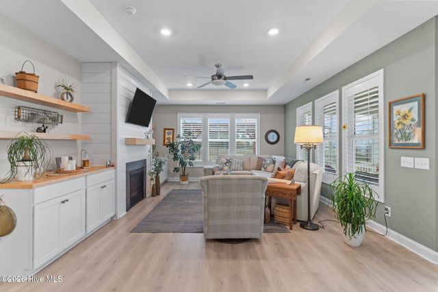 7342 Oakland Country Court, Winnabow, NC 28479