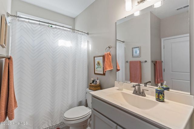 7342 Oakland Country Court, Winnabow, NC 28479