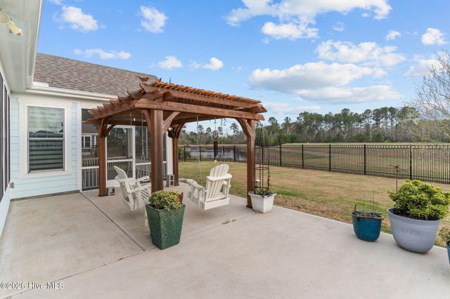 7342 Oakland Country Court, Winnabow, NC 28479