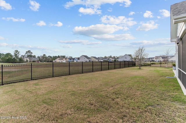 7342 Oakland Country Court, Winnabow, NC 28479