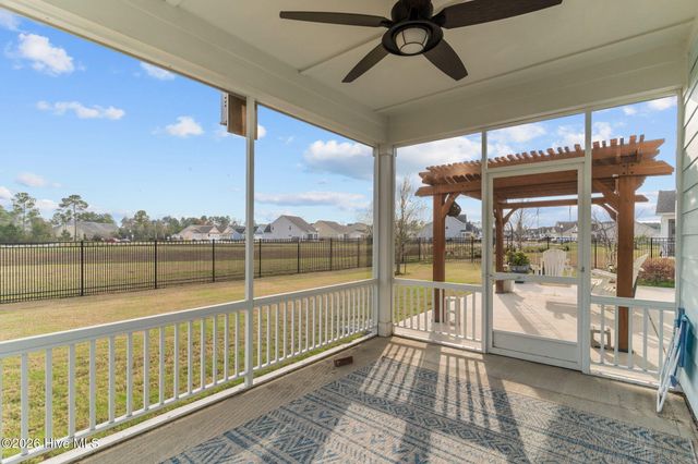 7342 Oakland Country Court, Winnabow, NC 28479