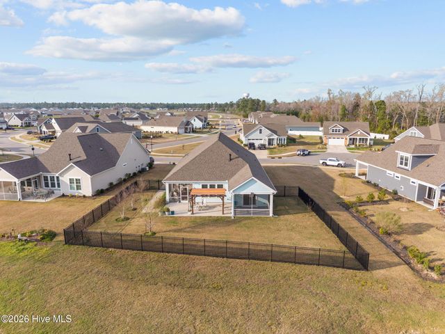 7342 Oakland Country Court, Winnabow, NC 28479