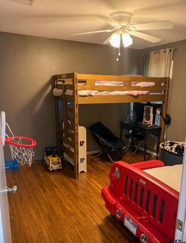 1211 Lamar Avenue, Mount Pleasant, TX 75455