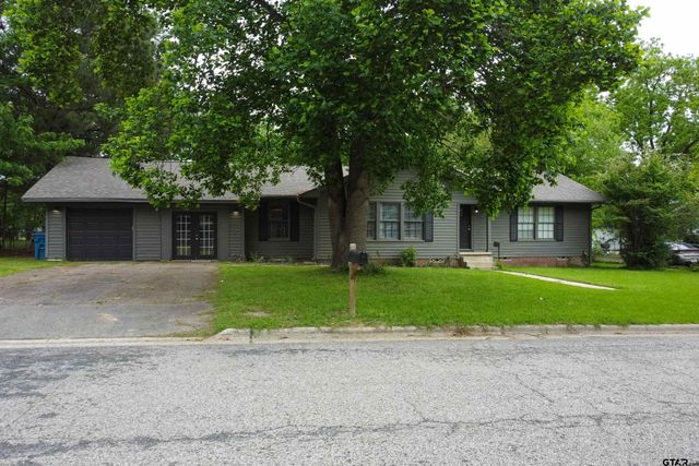 1211 Lamar Avenue, Mount Pleasant, TX 75455