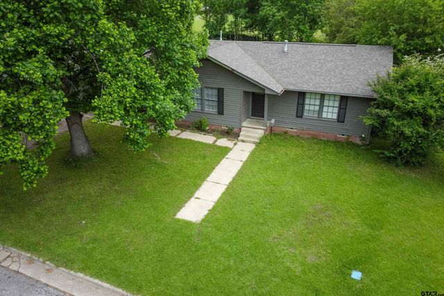 1211 Lamar Avenue, Mount Pleasant, TX 75455