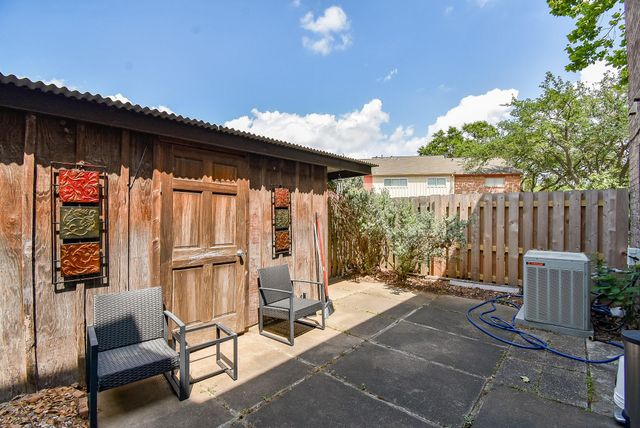 10488 Hammerly Boulevard 81, Houston, TX 77043