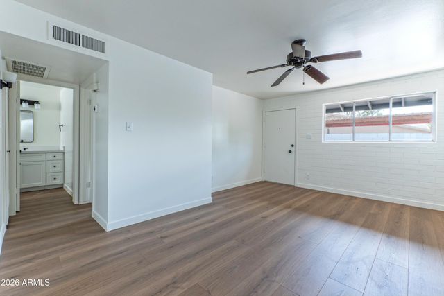 3020 E YALE Street, Phoenix, AZ 85008