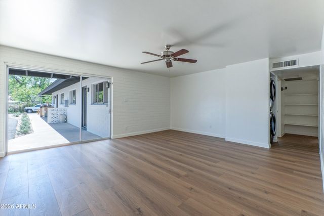3020 E YALE Street, Phoenix, AZ 85008