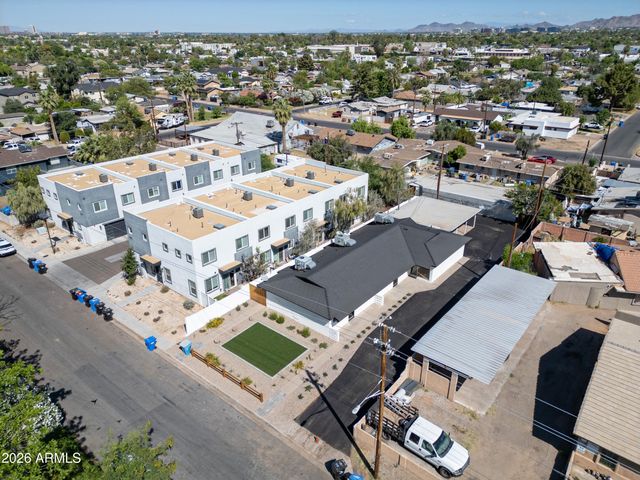 3020 E YALE Street, Phoenix, AZ 85008