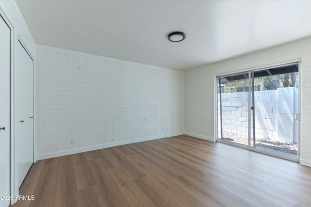 3020 E YALE Street, Phoenix, AZ 85008