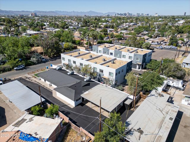 3020 E YALE Street, Phoenix, AZ 85008