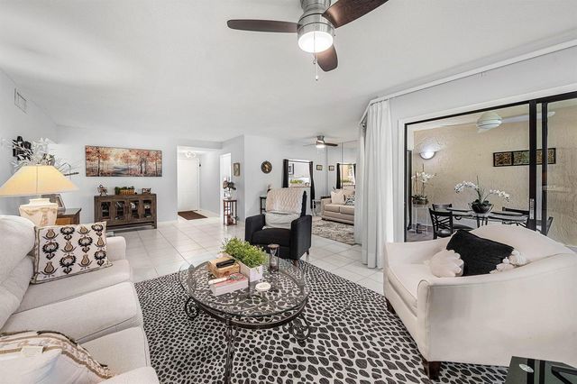 3315 Lucerne Park Drive, Greenacres, FL 33467