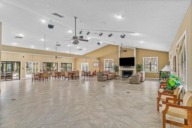 3315 Lucerne Park Drive, Greenacres, FL 33467