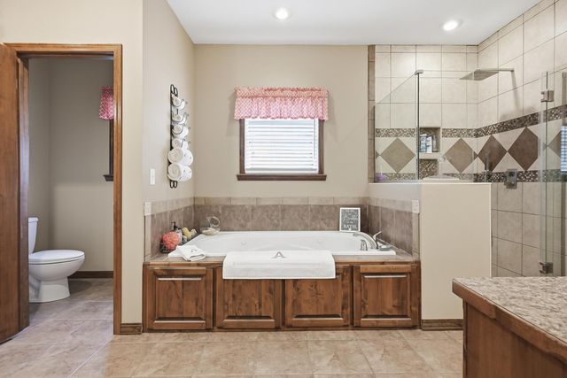 9648 County Drive 191, Carthage, MO 64836