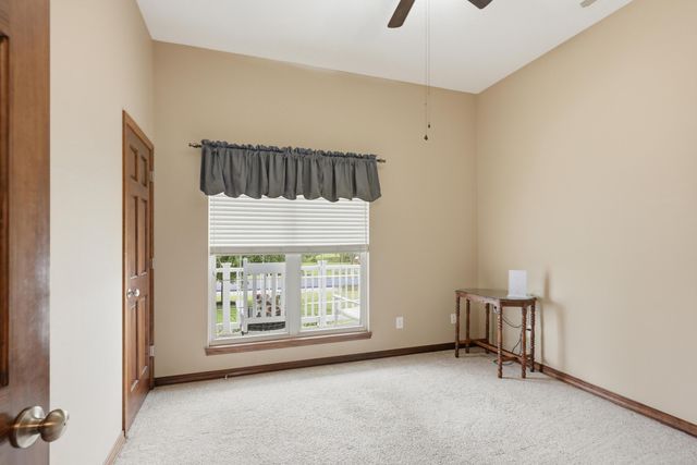 9648 County Drive 191, Carthage, MO 64836