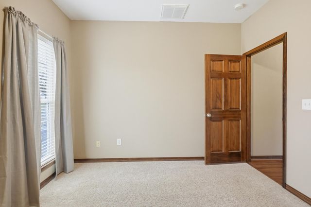 9648 County Drive 191, Carthage, MO 64836