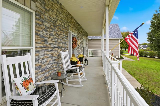 9648 County Drive 191, Carthage, MO 64836